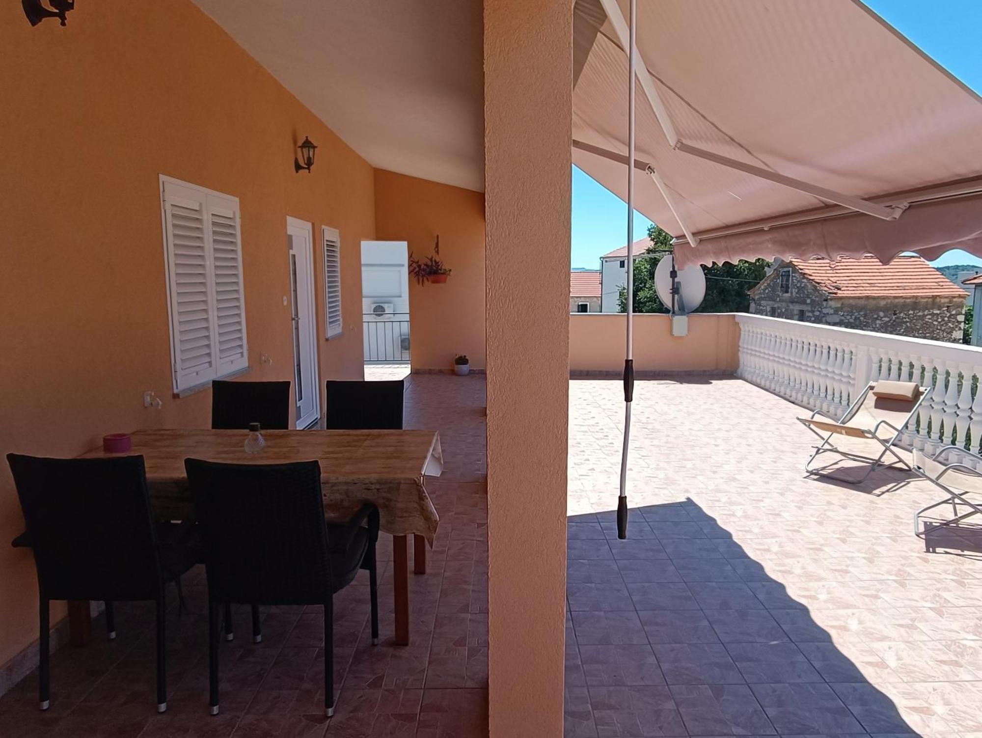 Apartmani Sprljan Vodice Exteriör bild