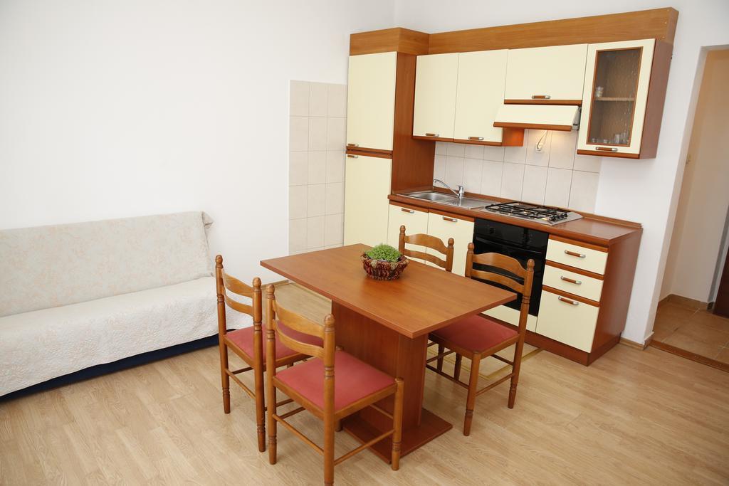 Apartmani Sprljan Vodice Exteriör bild