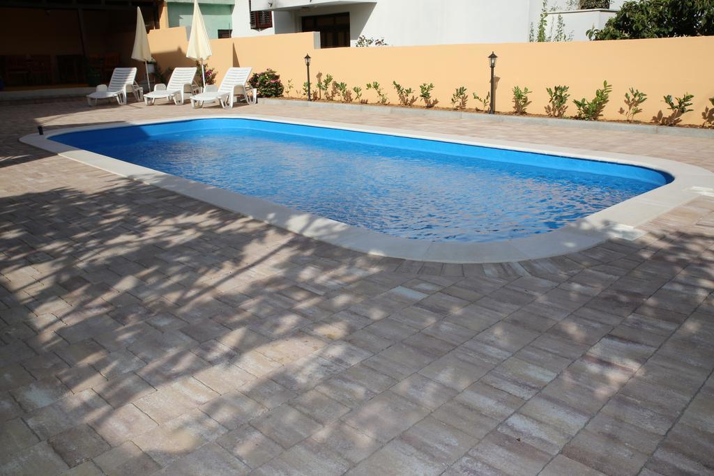Apartmani Sprljan Vodice Exteriör bild