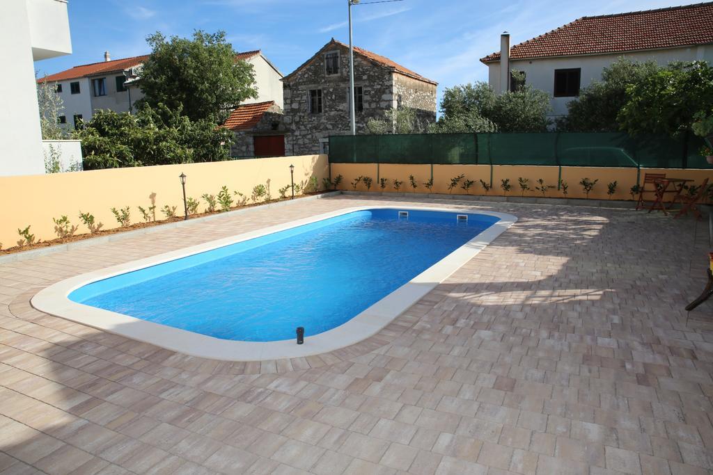 Apartmani Sprljan Vodice Exteriör bild