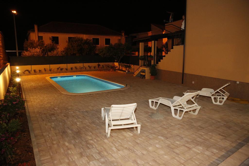 Apartmani Sprljan Vodice Exteriör bild